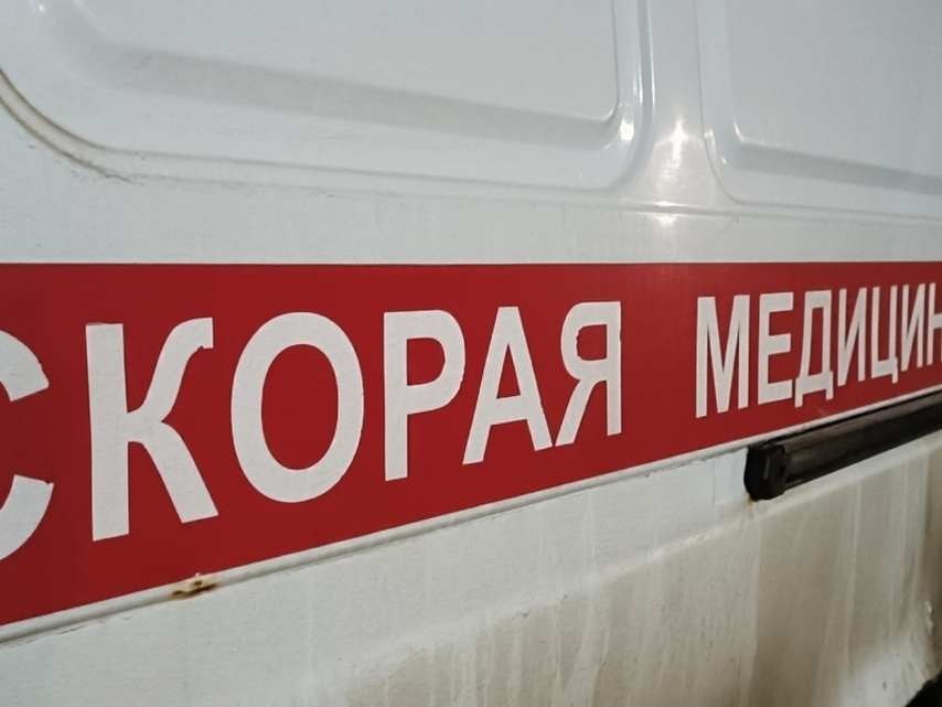 В Елецком округе 17‑летняя пассажирка иномарки доставлена в больницу после столкновения
