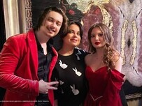 Семейные гнёзда в блеске шоу‑бизнеса: от соседних домов до свадебных квартир
